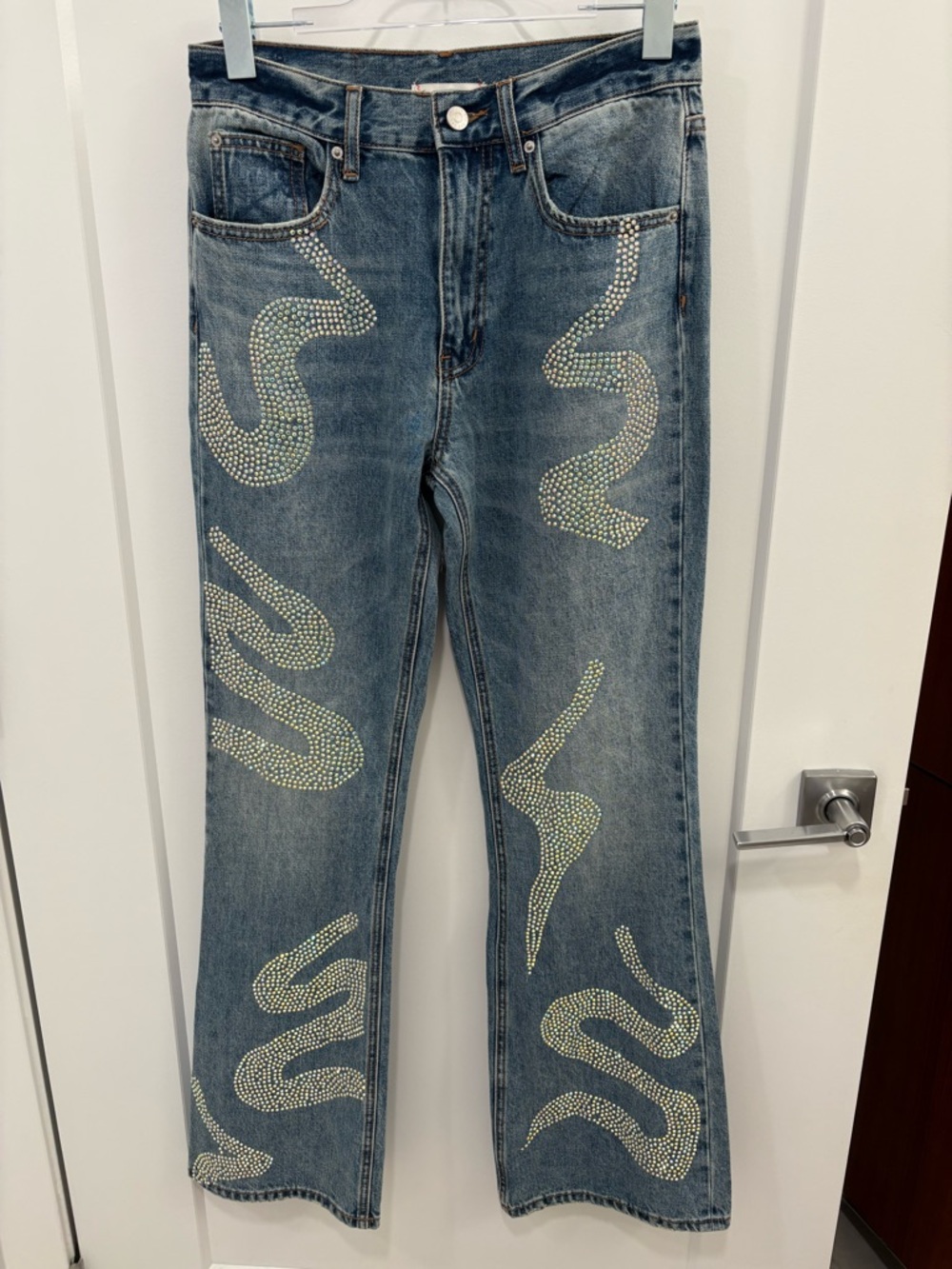 BDG Mid-rise 90s Bootcut Iridescent Rhinestone Snake Embellished Jeans Size 27 - Picture 2 of 16
